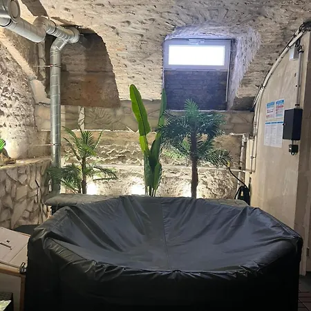 Διαμέρισμα Jungle Evasion Avec Jacuzzi Prive - Hypercentre *